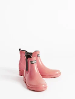 La bottine de pluie, empruntée au monde équestre - Rose