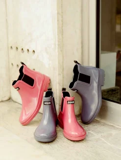 La bottine de pluie, empruntée au monde équestre - Rose