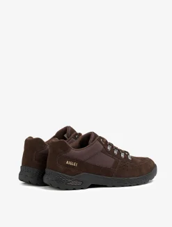 La chaussure anti-fatigue en cuir suède. - Marron