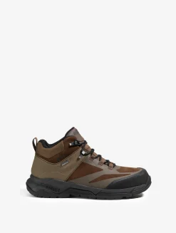 La chaussure de marche ultra légère avec membrane imperméable - Vert