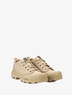 L'iconique chaussure de marche Aigle en polyester recyclé, version basse - Beige